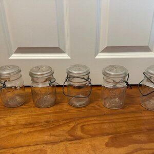 Set of 5 Vintage Ball and Atlas Jars with clasp lids in excellent condition
